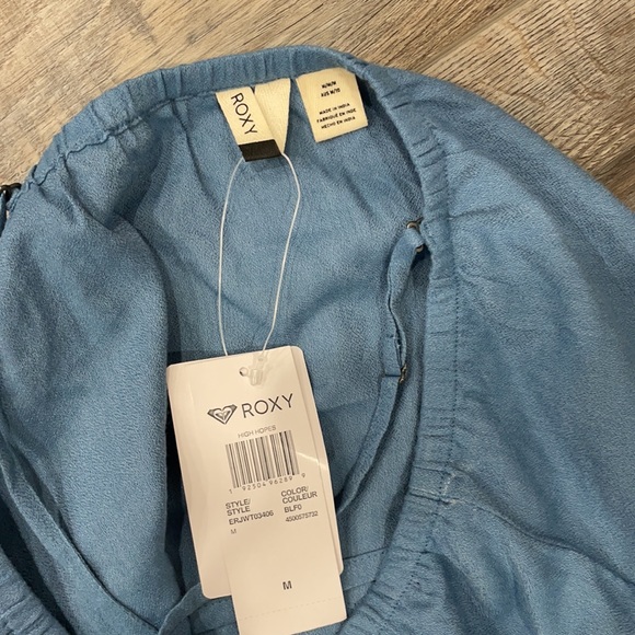 BNWT Roxy crop tank - Picture 6 of 6